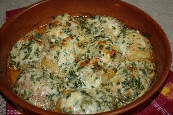 Картошка, запеченная в чесночном масле