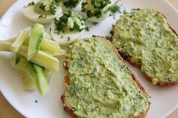12 ЛУЧШИХ ПАСТ ДЛЯ БУТЕРБРОДОВ: БЫСТРО, ВКУСНО, ПОЛЕЗНО.