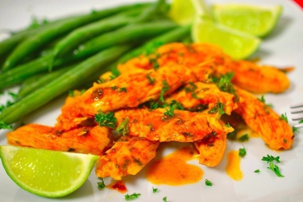 Куриное филе с лимоном и чесноком Куриное филе с лимоном и чесноком