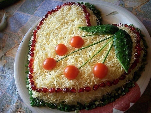 Салат из курицы с сыром Салат из курицы с сыром