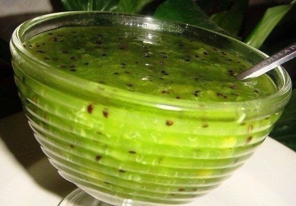 "Варенье из киви очень вкусное и необычайно красивое!" "Варенье из киви очень вкусное и необычайно красивое!"