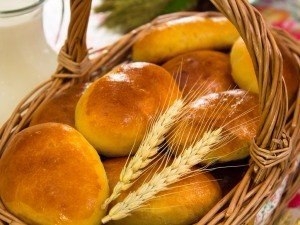 Дрожжевые пирожки на кефире (тесто для дрожжевых пирожков)