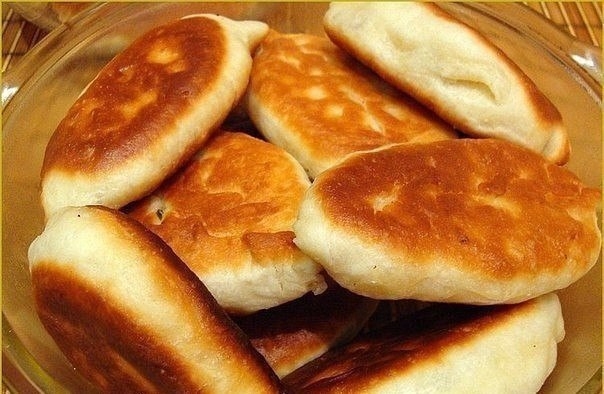 Очень вкусные пирожки, мягкие, готовятся легко, быстро и из самых простых продуктов Очень вкусные пирожки, мягкие, готовятся легко, быстро и из самых простых продуктов
