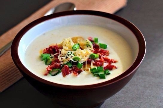 Густой сливочный картофельный суп-пюре Густой сливочный картофельный суп-пюре