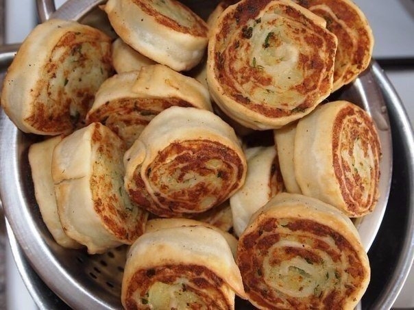 Алупатры (картофельные рулетики). Алупатры (картофельные рулетики).