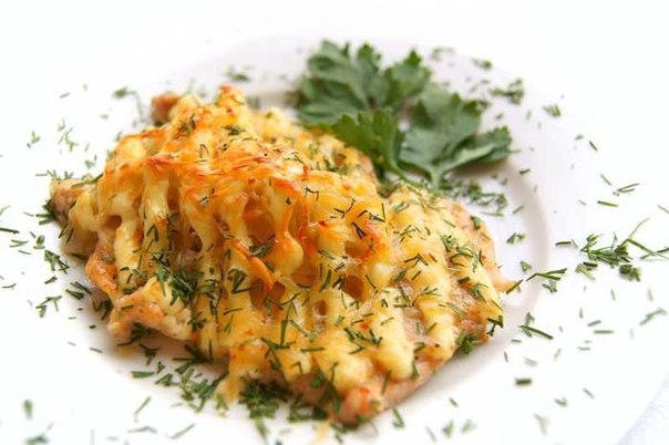 Рыба, запечённая с сыром - простое, полезное и вкусное блюдо Рыба, запечённая с сыром - простое, полезное и вкусное блюдо
