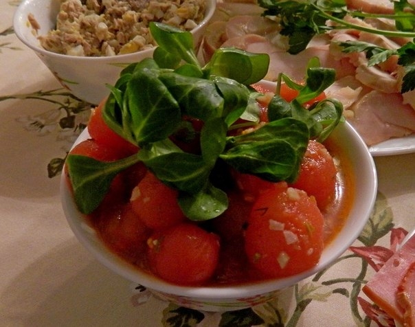 Отличная закуска! Быстромаринованные черри Отличная закуска! Быстромаринованные черри