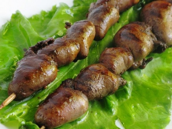 Куриные сердечки на мангале Куриные сердечки на мангале