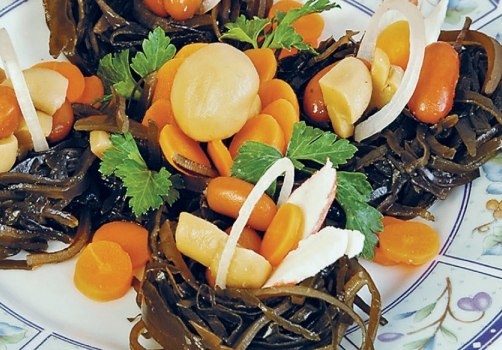 ЗАКУСКА ИЗ МОРСКОЙ КАПУСТЫ ЗАКУСКА ИЗ МОРСКОЙ КАПУСТЫ