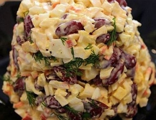 Салат из фасоли с крабовыми палочками Салат из фасоли с крабовыми палочками
