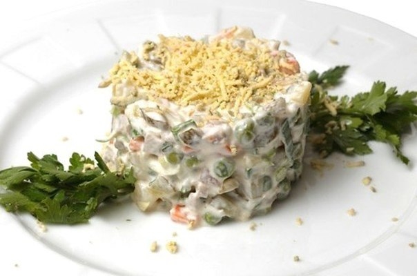 Оливье с говядиной и яблоками Оливье с говядиной и яблоками