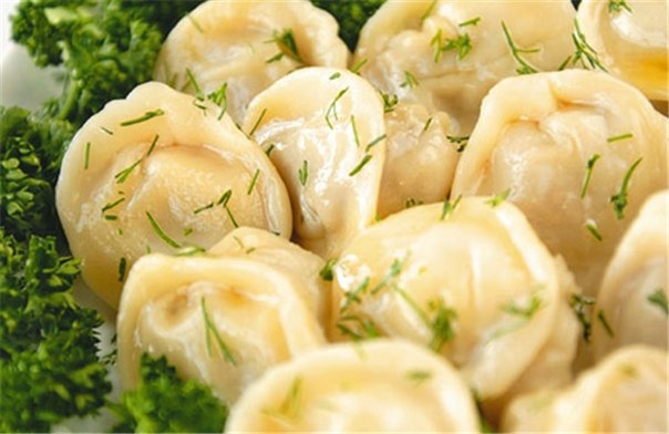 Как правильно и вкусно варить пельмени в кастрюле Как правильно и вкусно варить пельмени в кастрюле