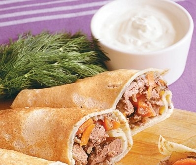 ГРЕЧНЕВЫЕ БЛИНЫ С КУРИНОЙ ПЕЧЕНКОЙ И СМЕТАНОЙ ГРЕЧНЕВЫЕ БЛИНЫ С КУРИНОЙ ПЕЧЕНКОЙ И СМЕТАНОЙ