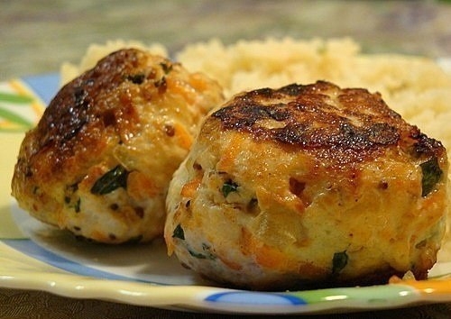 Котлеты из курицы с морковкой. Котлеты из курицы с морковкой.