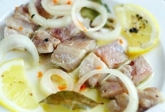 Маринуем селедку Маринуем селедку