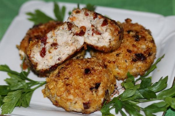 Сочные куриные котлеты в кукурузной панировке Сочные куриные котлеты в кукурузной панировке