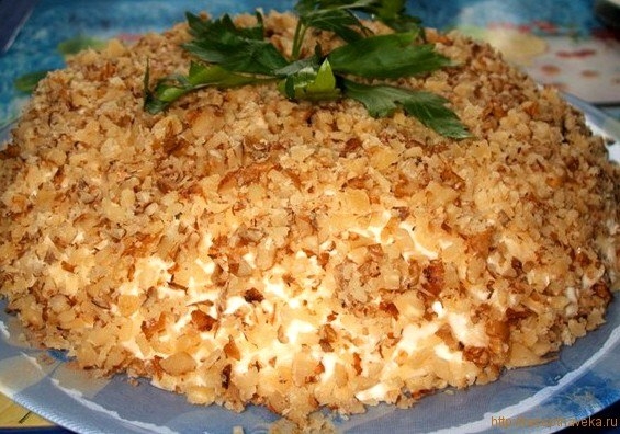 Салат «Сказка»с курицей Салат «Сказка»с курицей