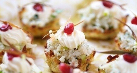 Картофельные корзинки с селедкой Картофельные корзинки с селедкой