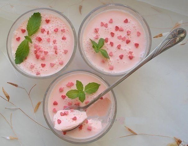 Нежный сметанный десерт - очень вкусный, легкий и простой Нежный сметанный десерт - очень вкусный, легкий и простой
