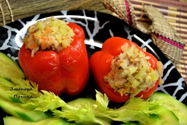 Фаршированный болгарский перец. Фаршированный болгарский перец.