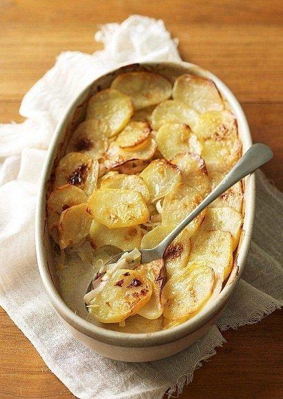 Запеченый картофель с луком-порей