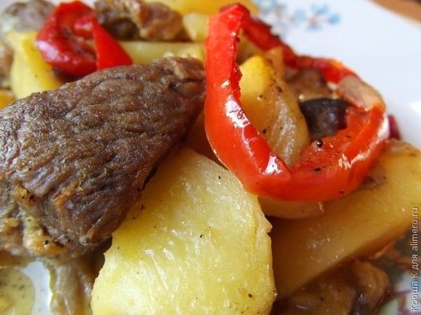 Болгарский мясной гювеч