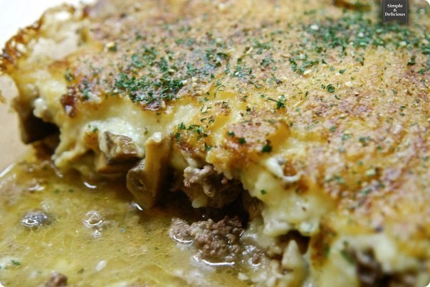 Картофельная запеканка с лесными грибами и фаршем