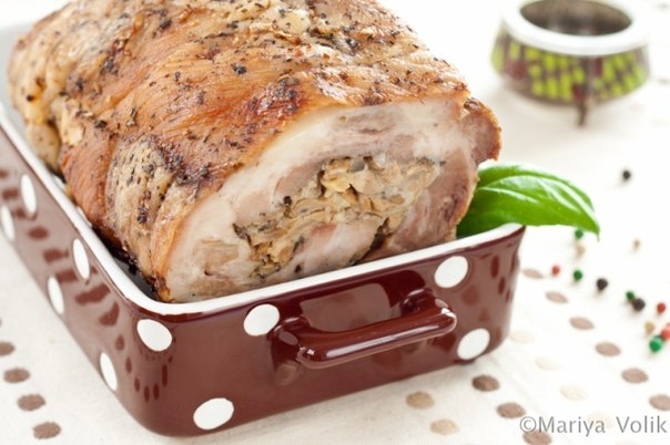 Рулет мясной с яйцом Рулет мясной с яйцом