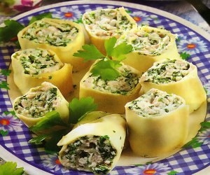 Сырный рулет с курицей — вкусный рецепт холодной закуски. Сырный рулет с курицей — вкусный рецепт холодной закуски.