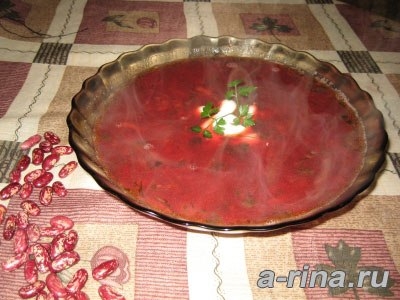 Предлагаю сварить борщ с фасолью. Он вкусный и сытный, хоть и без мяса. Предлагаю сварить борщ с фасолью. Он вкусный и сытный, хоть и без мяса.