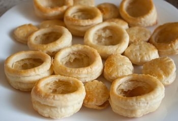 Волованы с начинкой