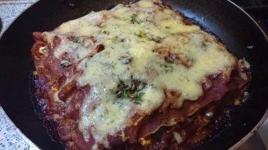 Мясная лазанья с брынзой и зеленью Мясная лазанья с брынзой и зеленью