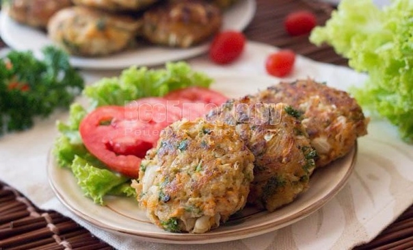 Экономные котлеты из фарша с картошкой и хлебом Экономные котлеты из фарша с картошкой и хлебом