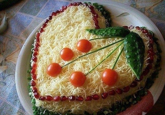 ТОП-10 вкусных и красивых салатов на праздничный стол! ТОП-10 вкусных и красивых салатов на праздничный стол!