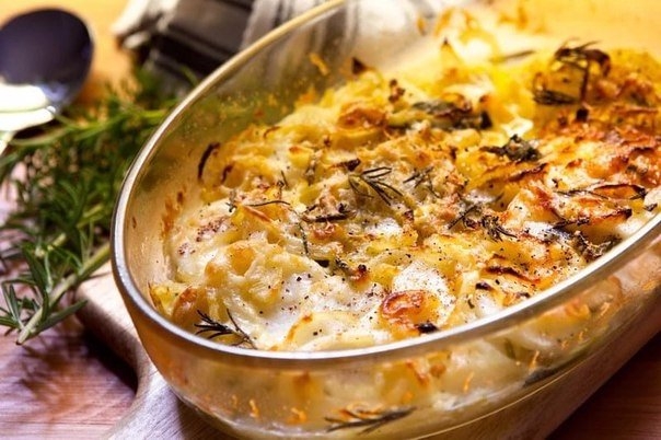 НЕЖНАЯ ЗАПЕКАНКА С КАРТОФЕЛЕМ И СЛИВОЧНЫМ СОУСОМ НЕЖНАЯ ЗАПЕКАНКА С КАРТОФЕЛЕМ И СЛИВОЧНЫМ СОУСОМ