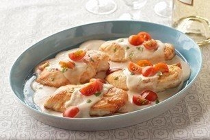 Курица тушенная в соусе из кефира Курица тушенная в соусе из кефира