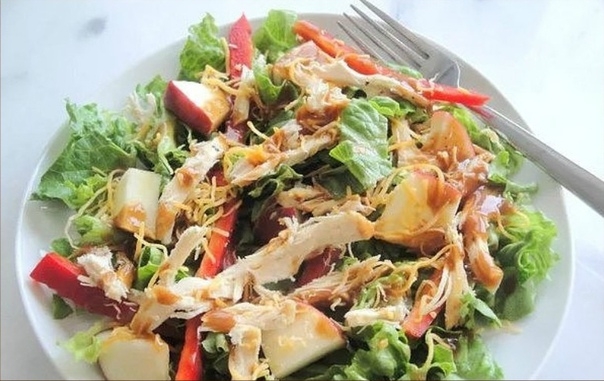 САЛАТ ИЗ КУРИЦЫ, ЯБЛОК И СЫРА САЛАТ ИЗ КУРИЦЫ, ЯБЛОК И СЫРА