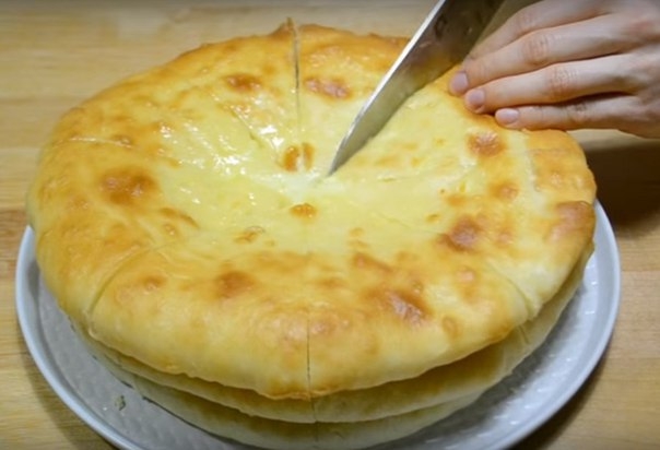 Осетинские пироги с картофелем и сыром Осетинские пироги с картофелем и сыром