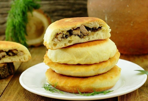 Лепёшки с мясом и грибами Лепёшки с мясом и грибами