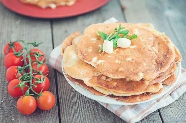 БЛИНЧИКИ С МЯСНЫМ ПРИПЕКОМ