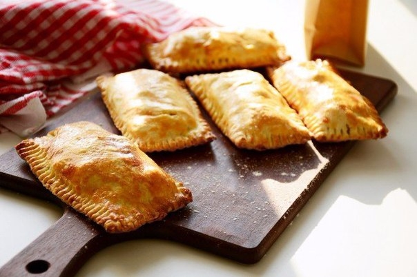 Карманные пирожки с индейкой Карманные пирожки с индейкой