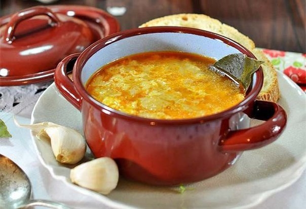 Sopa castellana – традиционный испанский зимний суп Sopa castellana – традиционный испанский зимний суп