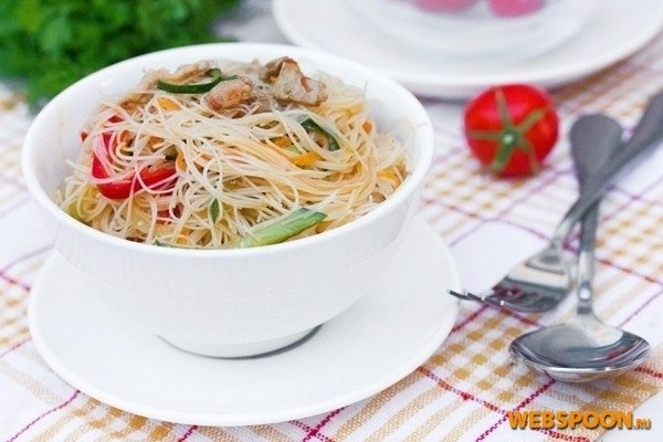 Фунчоза с овощами и свининой Фунчоза с овощами и свининой