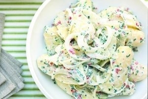 Картофельный салат с фенхелем и йогуртовым соусом Картофельный салат с фенхелем и йогуртовым соусом