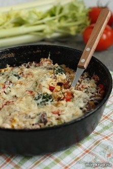Запеканка из красной фасоли и риса с овощами Запеканка из красной фасоли и риса с овощами