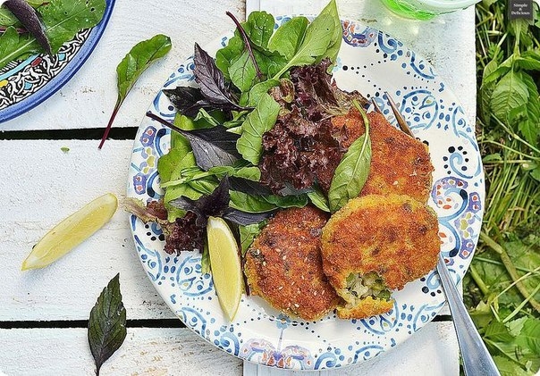 РИСОВЫЕ КОТЛЕТКИ С ГОРОШКОМ И ПРЯНЫМИ ТРАВАМИ РИСОВЫЕ КОТЛЕТКИ С ГОРОШКОМ И ПРЯНЫМИ ТРАВАМИ