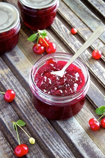 Варенье из вишни с имбирем Варенье из вишни с имбирем