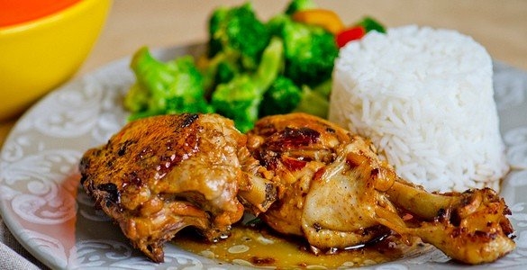 Адобо из курицы или Курица в соевом соусе по-филиппински Адобо из курицы или Курица в соевом соусе по-филиппински