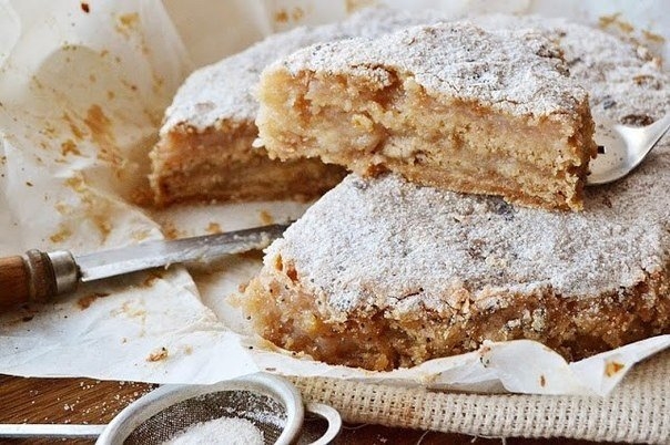 Яблочный манный пирог без яиц Яблочный манный пирог без яиц