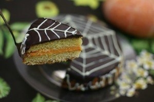 Тыквенный пирог с шоколадом на Хэллоуин Тыквенный пирог с шоколадом на Хэллоуин